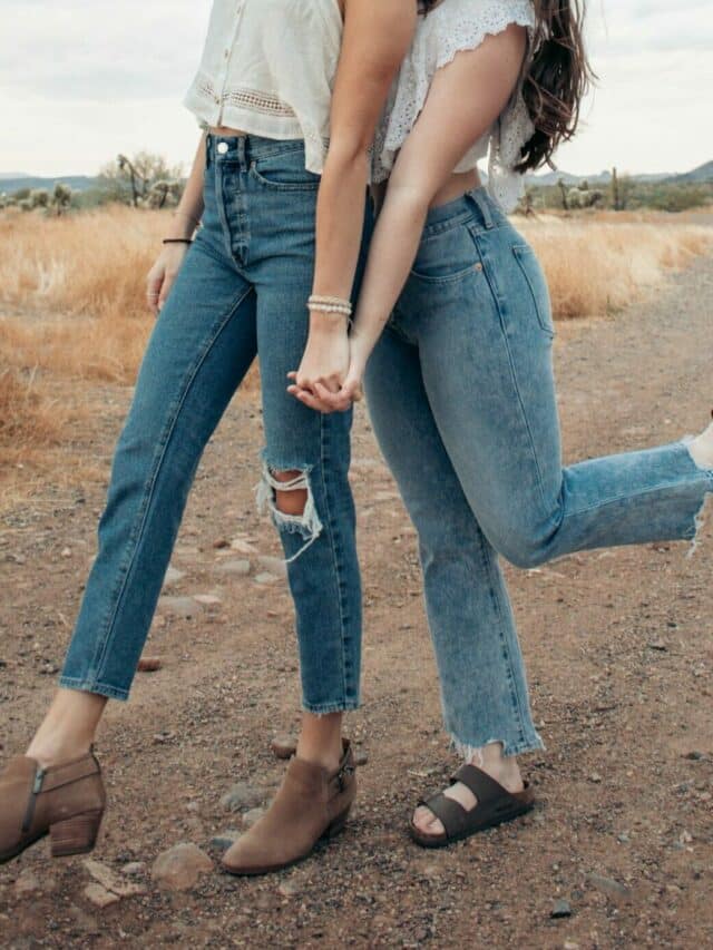 Have a Muffin Top? These are the Best Jeans for Your Body Type All