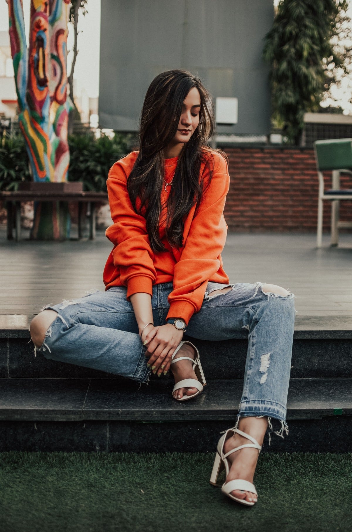 Woman wearing straight jeans